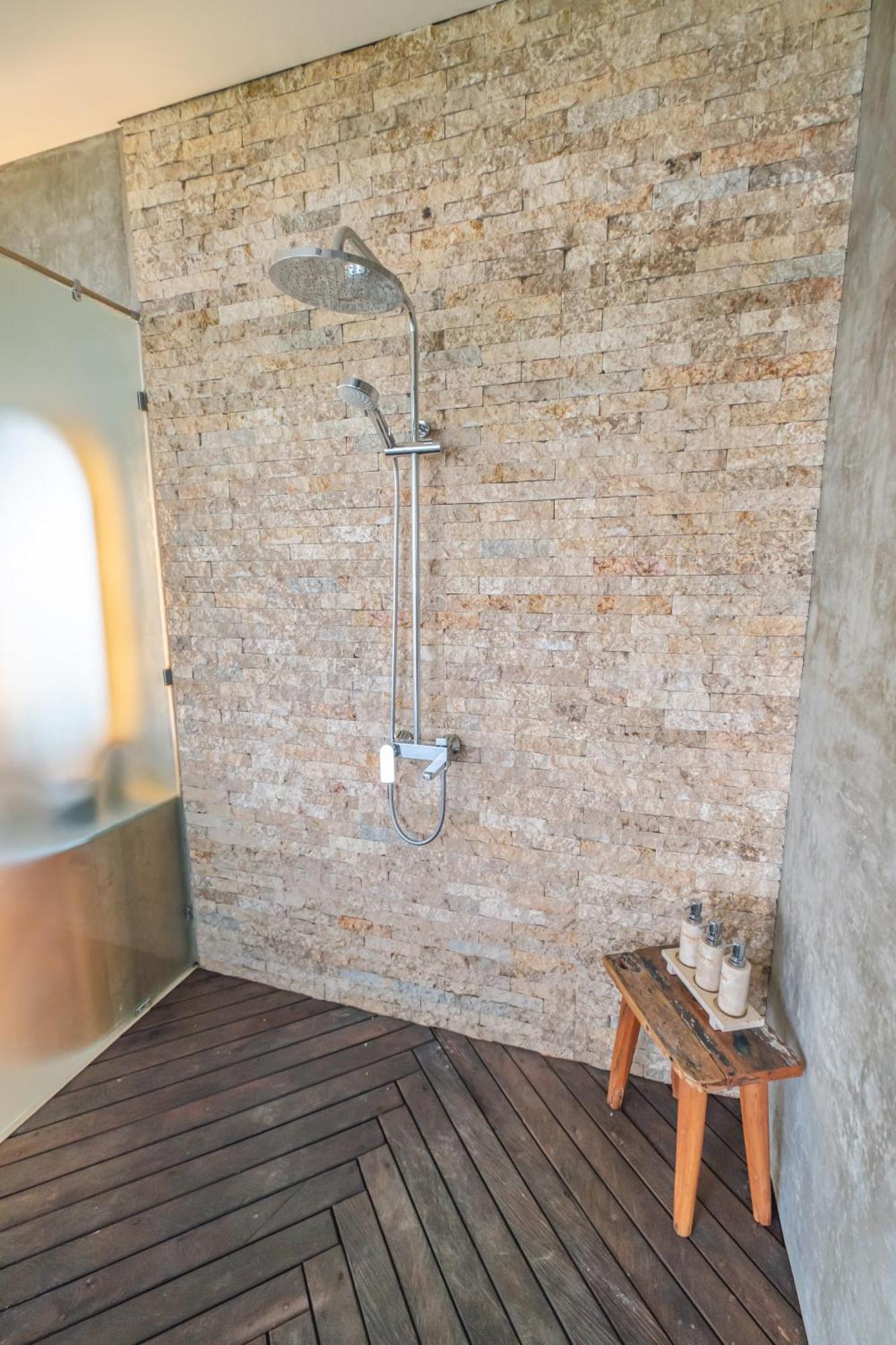 Villa Kaliente Toyapakeh エクステリア 写真